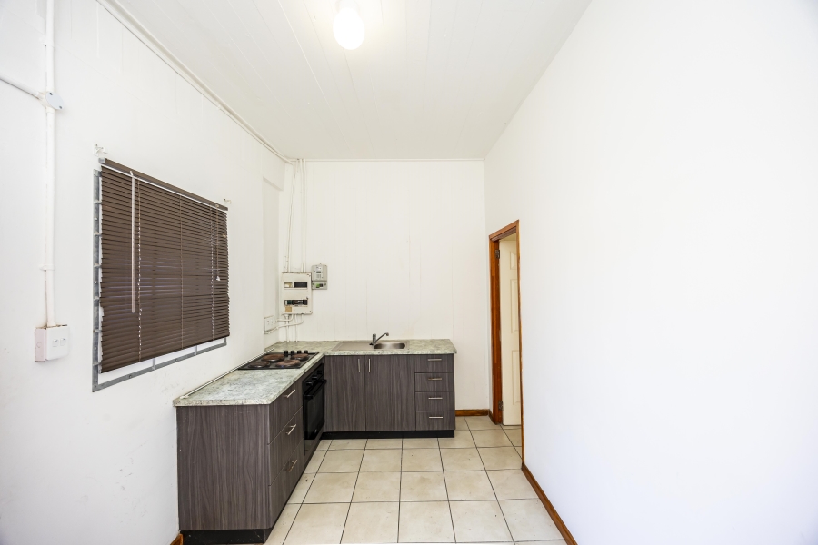 6 Bedroom Property for Sale in Quigney Eastern Cape